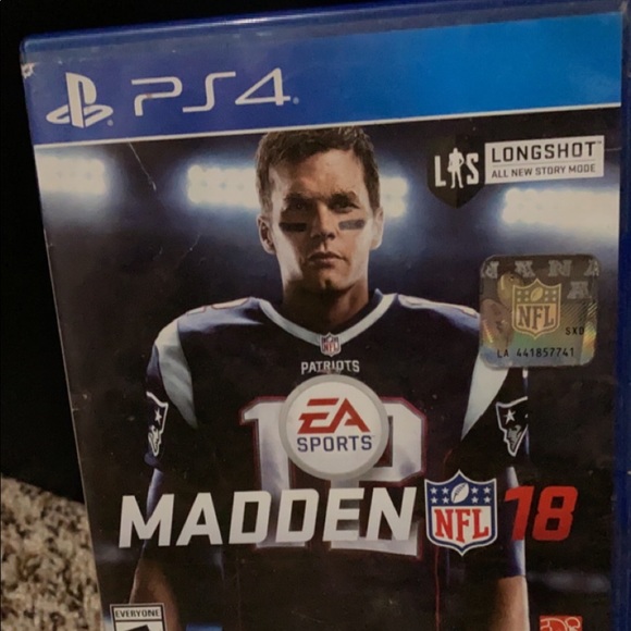Madden 18 PS4 football game
